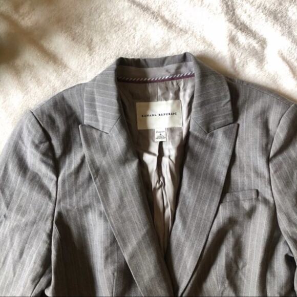 Banana Republic Grey Wool Pinstripe Blazer Jacket - Picture 2 of 5